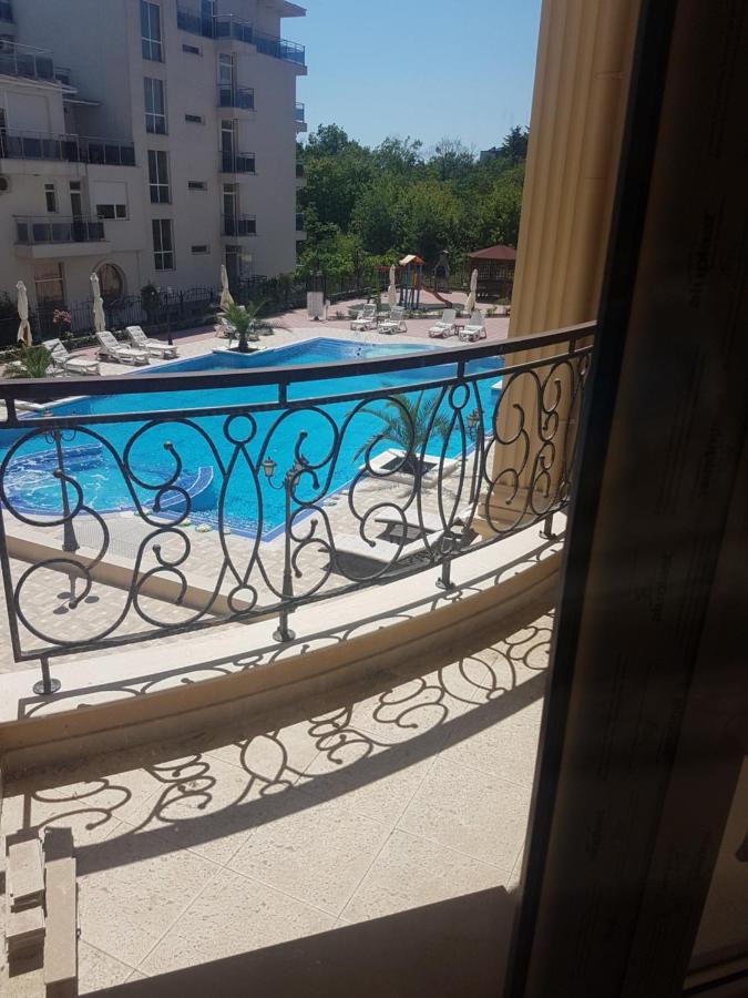 Aparthotel Flora Beach Private Pomorie Exterior foto
